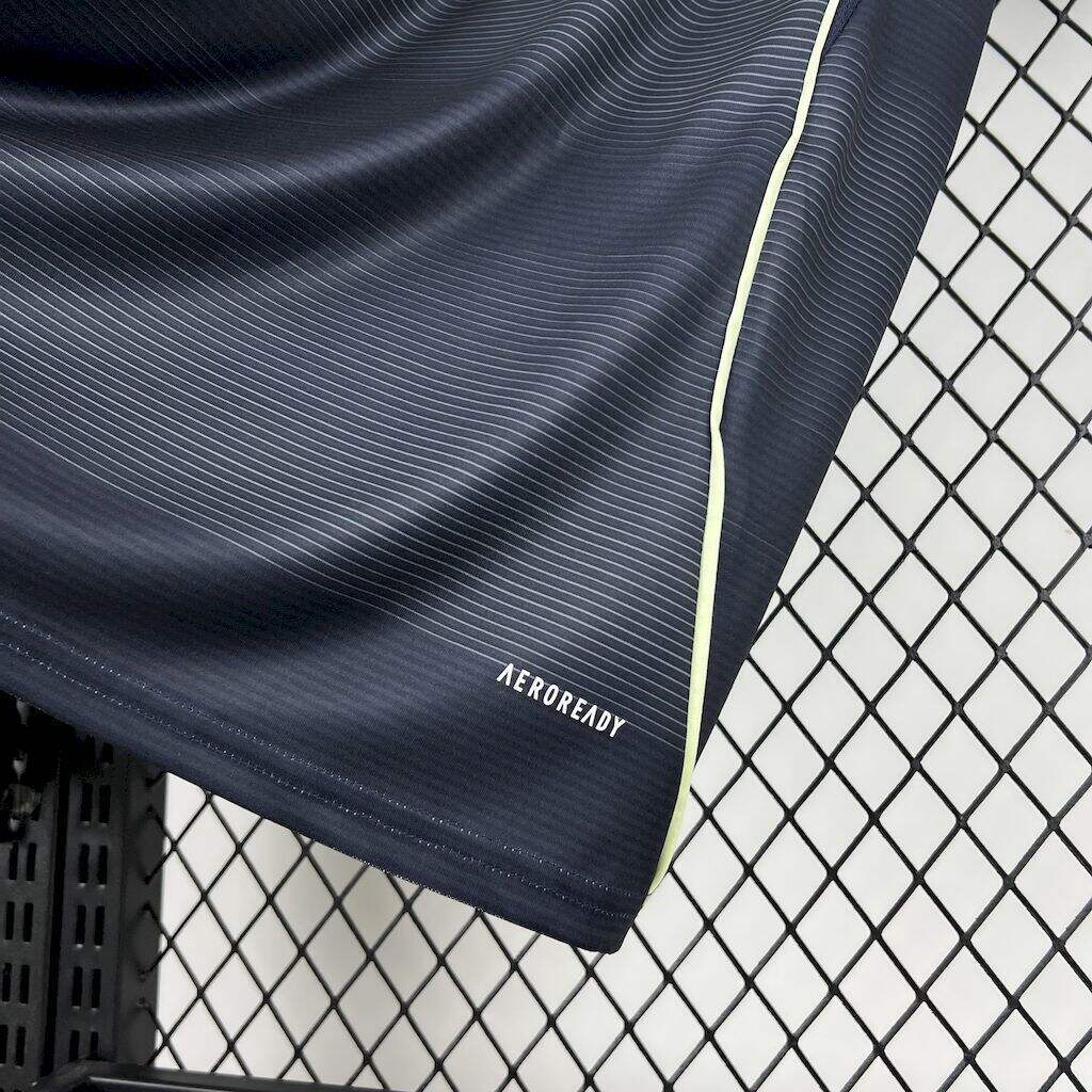 MAILLOT REAL MADRID EXTERIEUR 2026