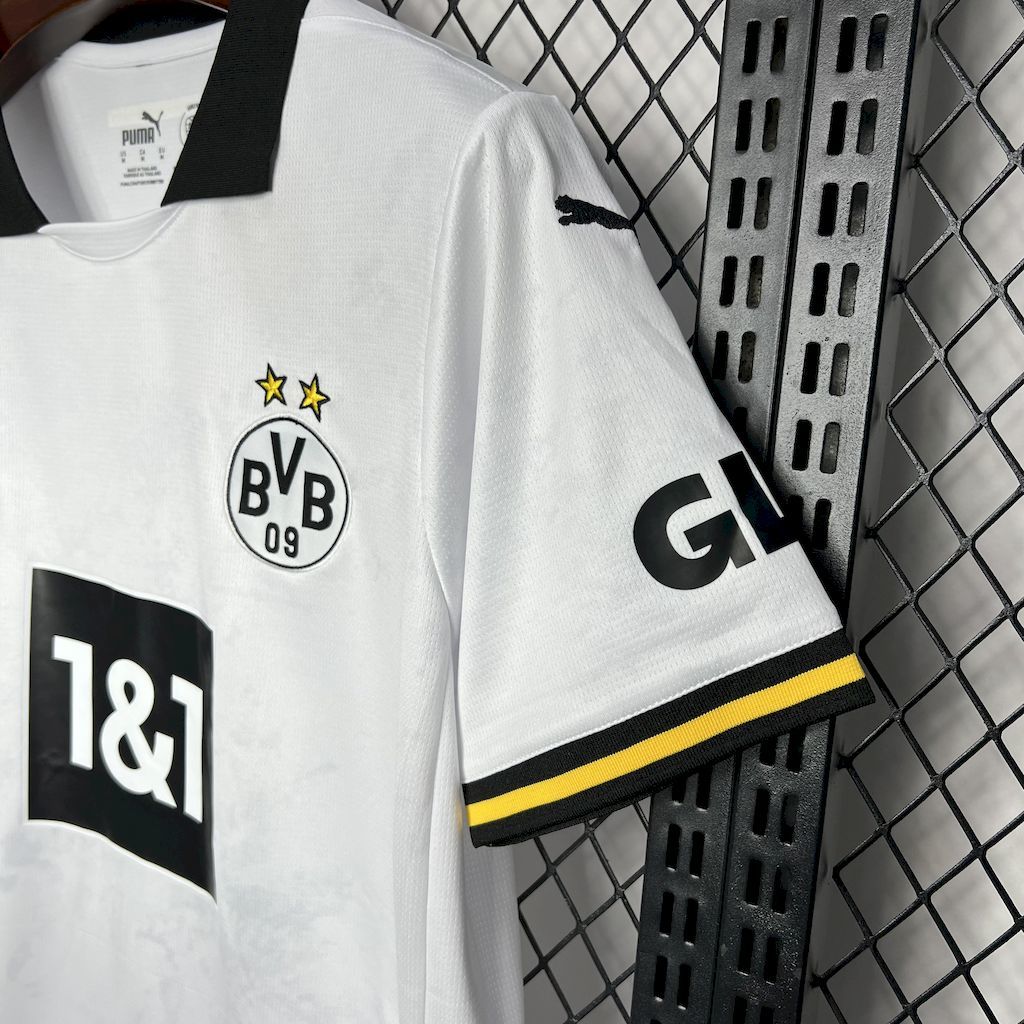 MAILLOT BORUSSIA DORTMUND THIRD 2025