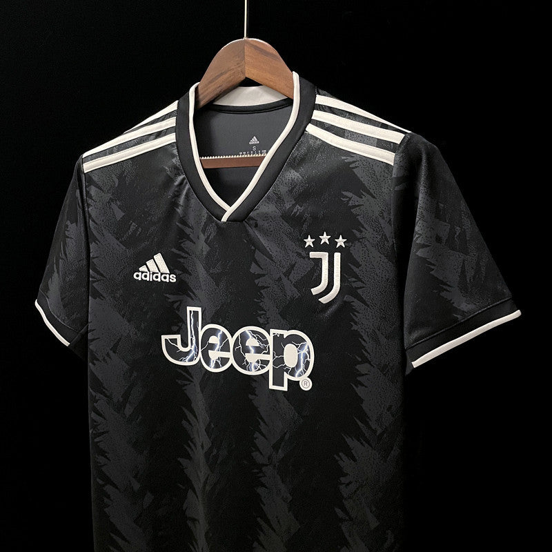 MAILLOT JUVENTUS EXTERIEUR 2023