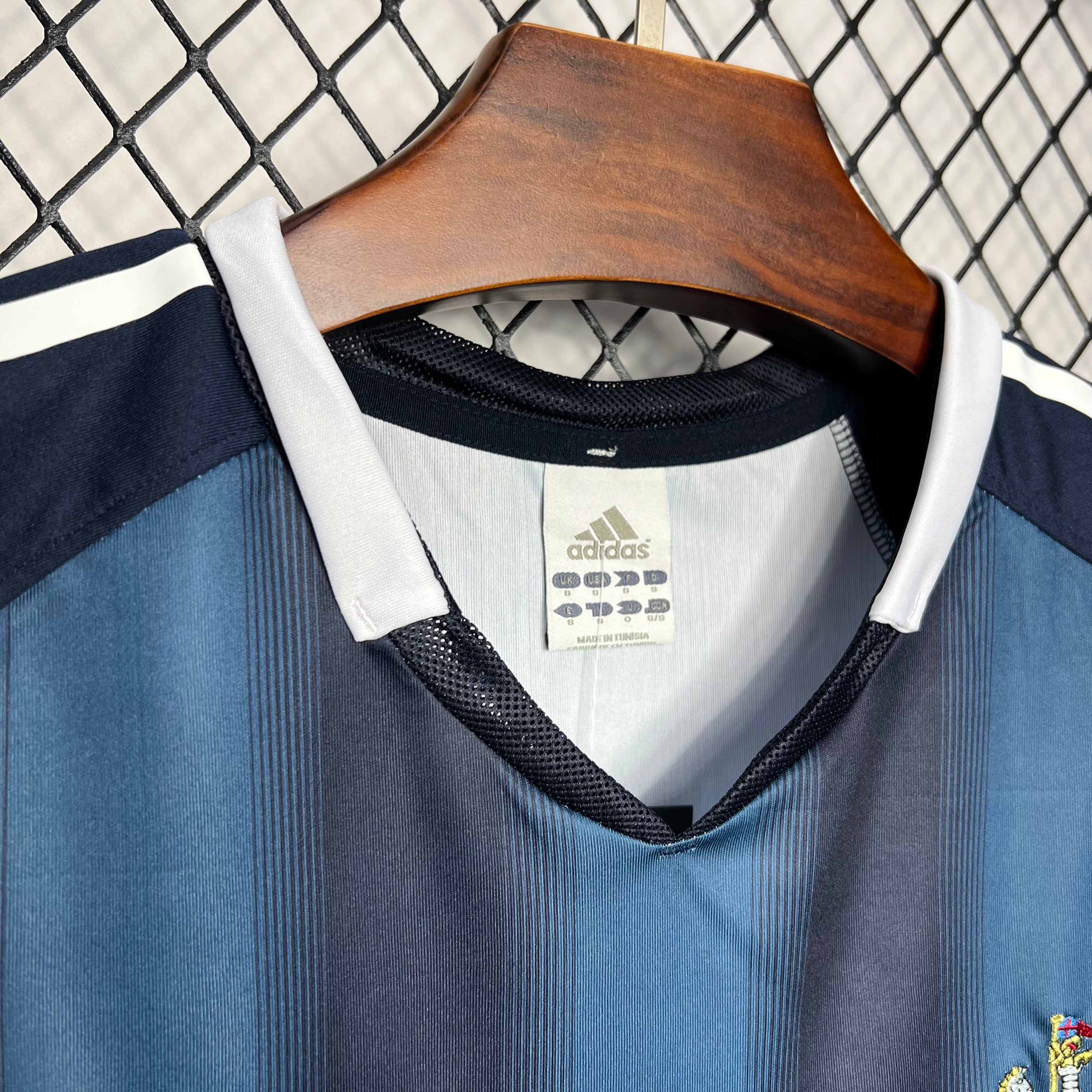 MAILLOT NEWCASTLE EXTERIEUR 2005