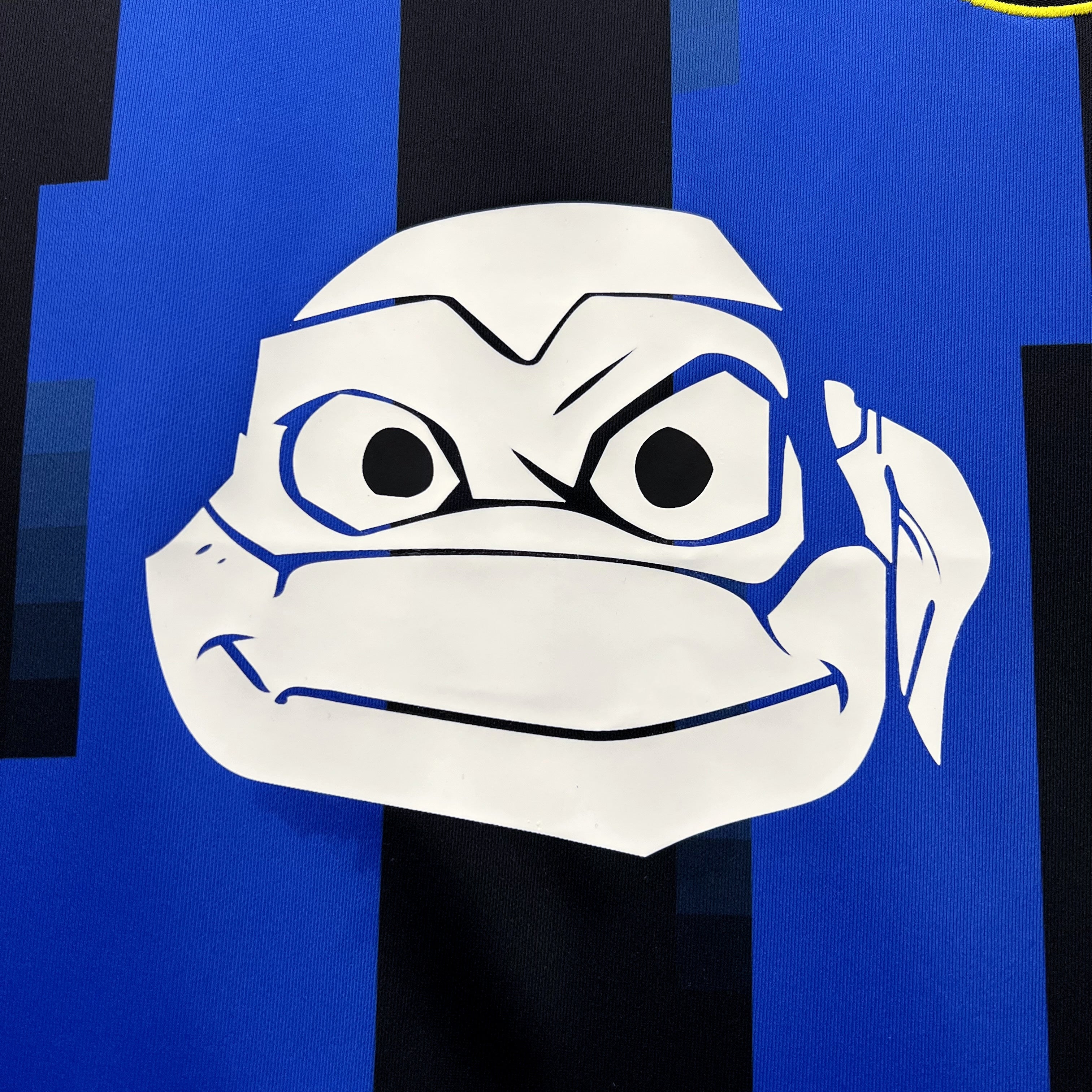 MAILLOT INTER MILAN DOMICILE X NINJA TURTLE 2024