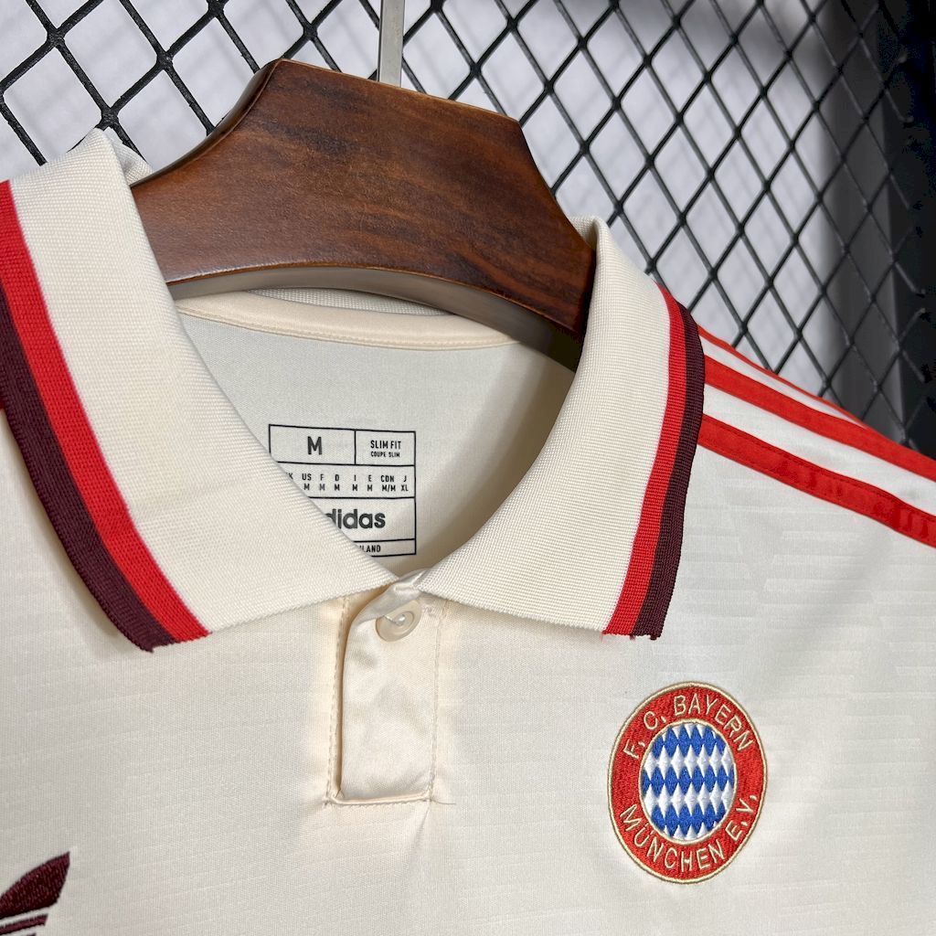 MAILLOT BAYERN MUNICH THIRD 2025