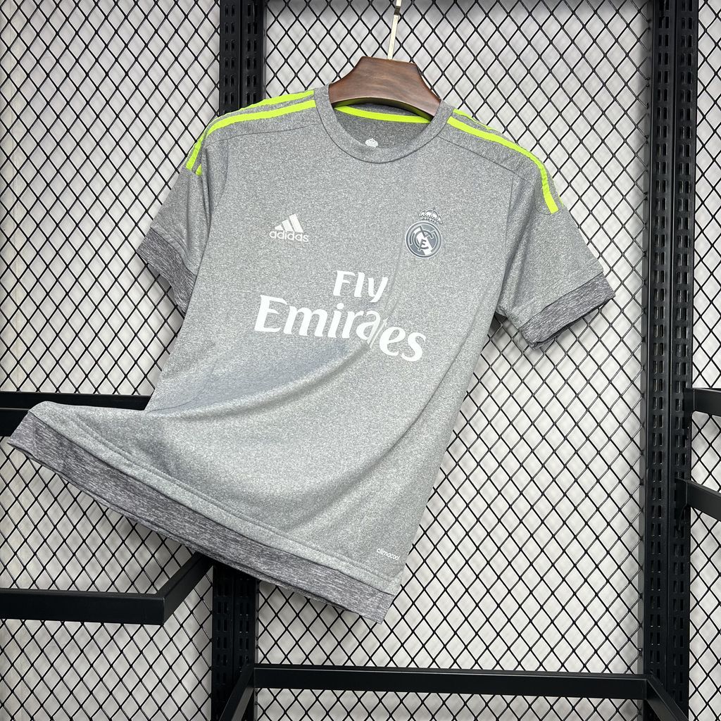 MAILLOT REAL MADRID EXTERIEUR 2016
