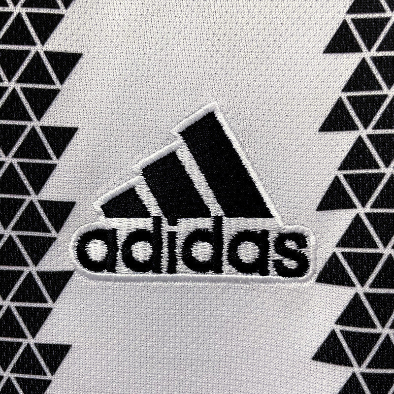 MAILLOT JUVENTUS DOMICILE 2023
