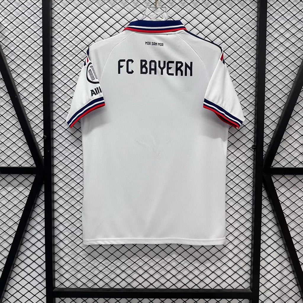 MAILLOT BAYERN MUNICH EXTERIEUR 2027