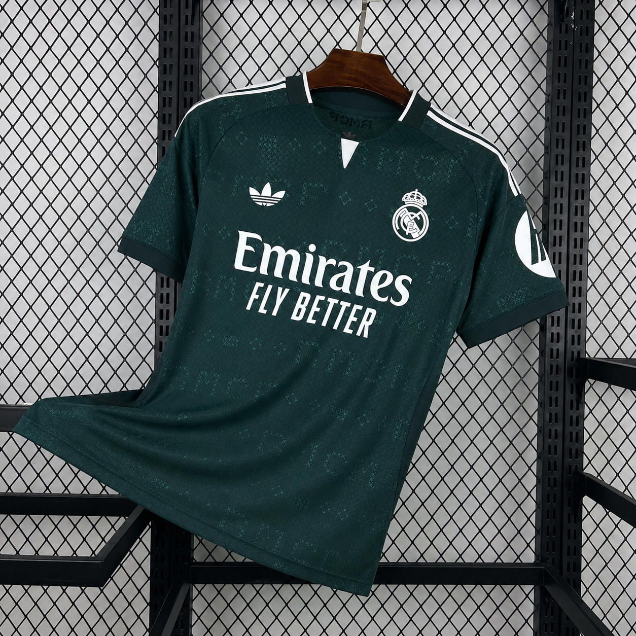 MAILLOT REAL MADRID EXTERIEUR 2027
