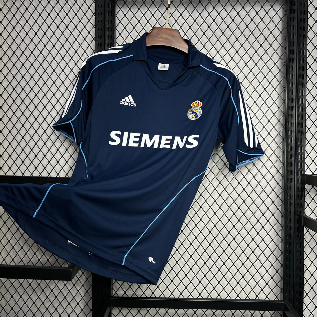 MAILLOT REAL MADRID EXTERIEUR 2006