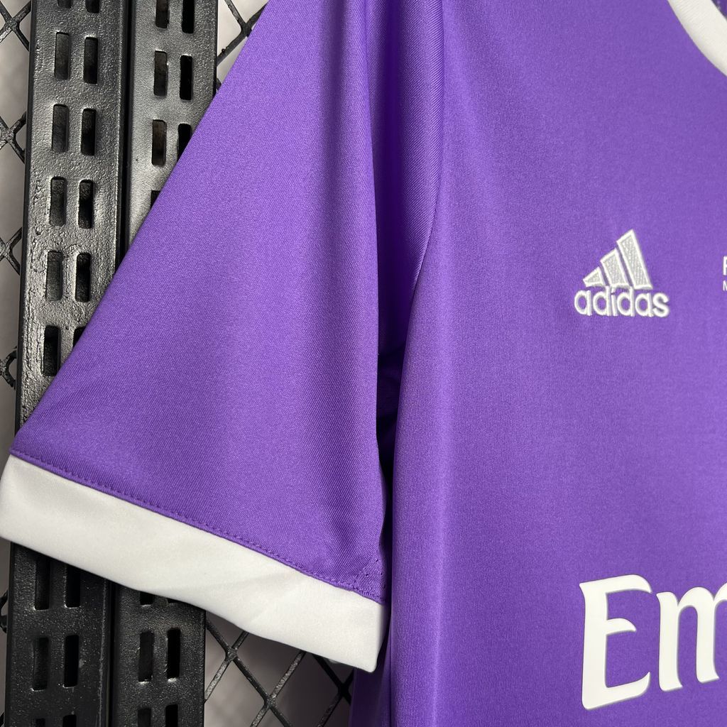 MAILLOT REAL MADRID EXTERIEUR 2017