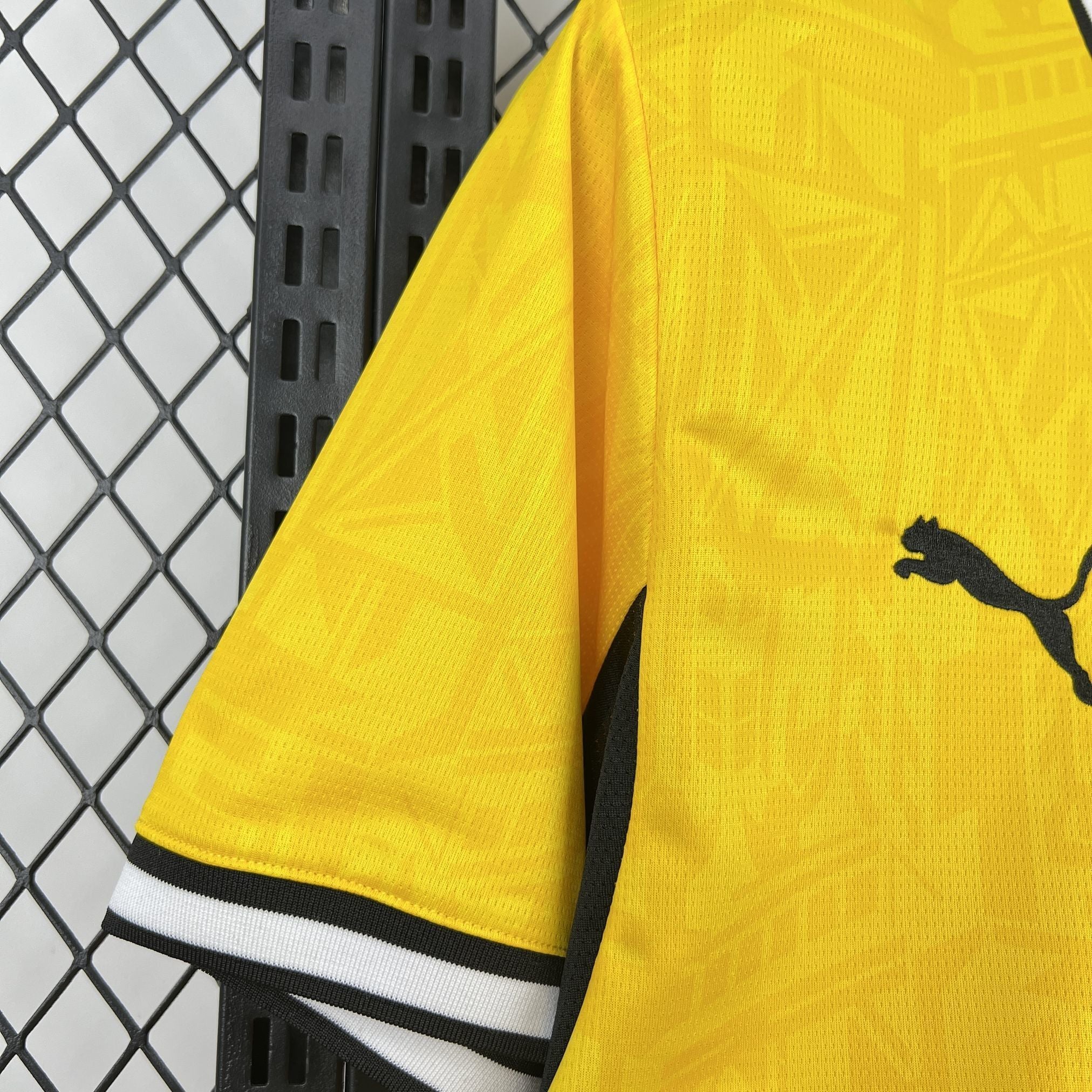 MAILLOT BORUSSIA DORTMUND DOMICILE 2027