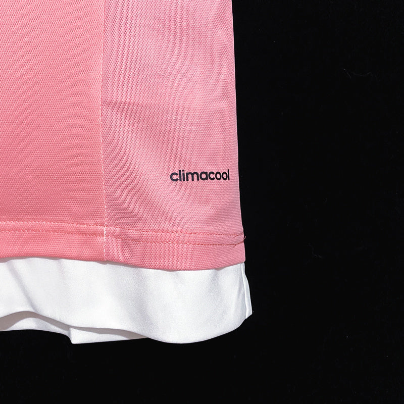 MAILLOT JUVENTUS EXTERIEUR 2012