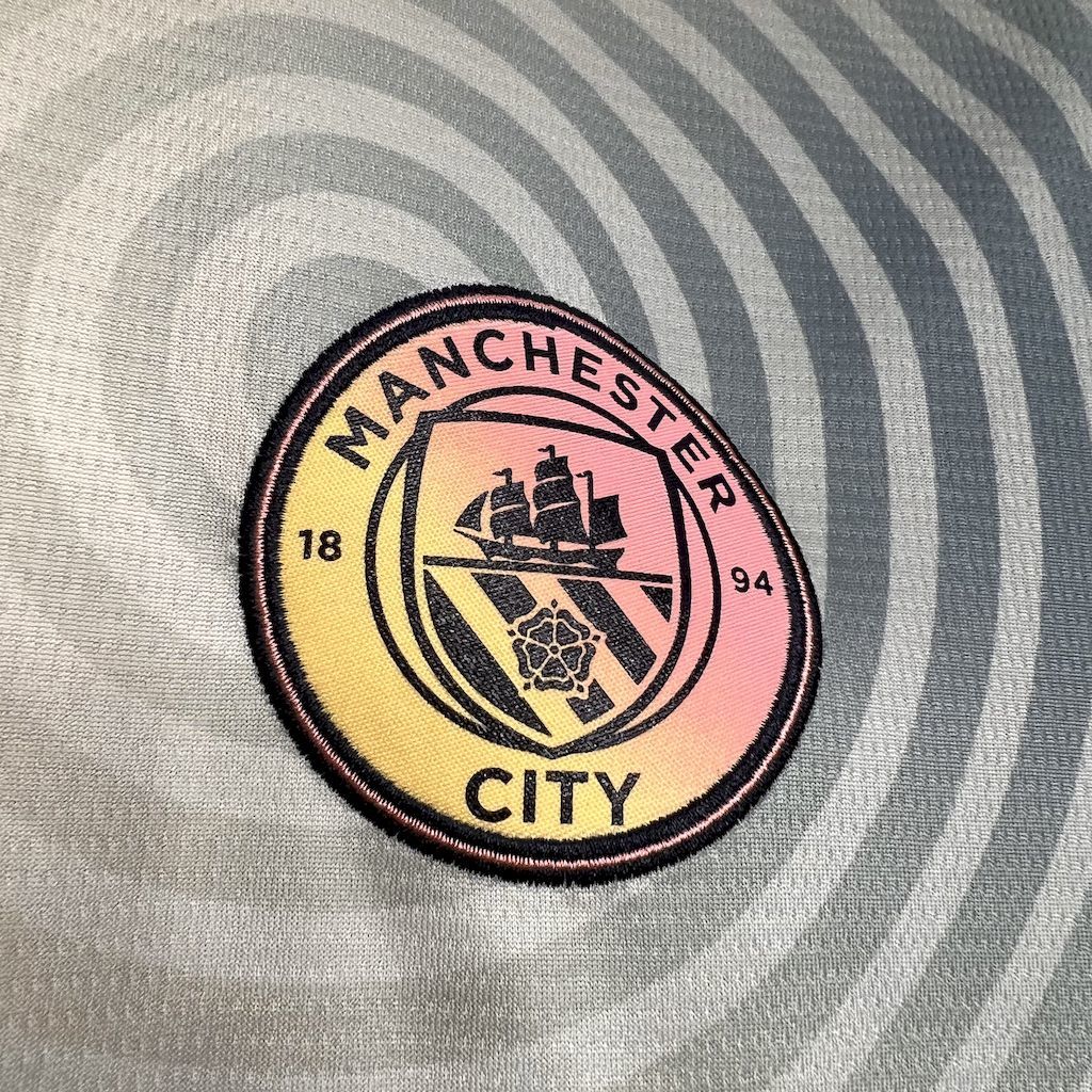 MAILLOT MANCHESTER CITY FOURTH 2025