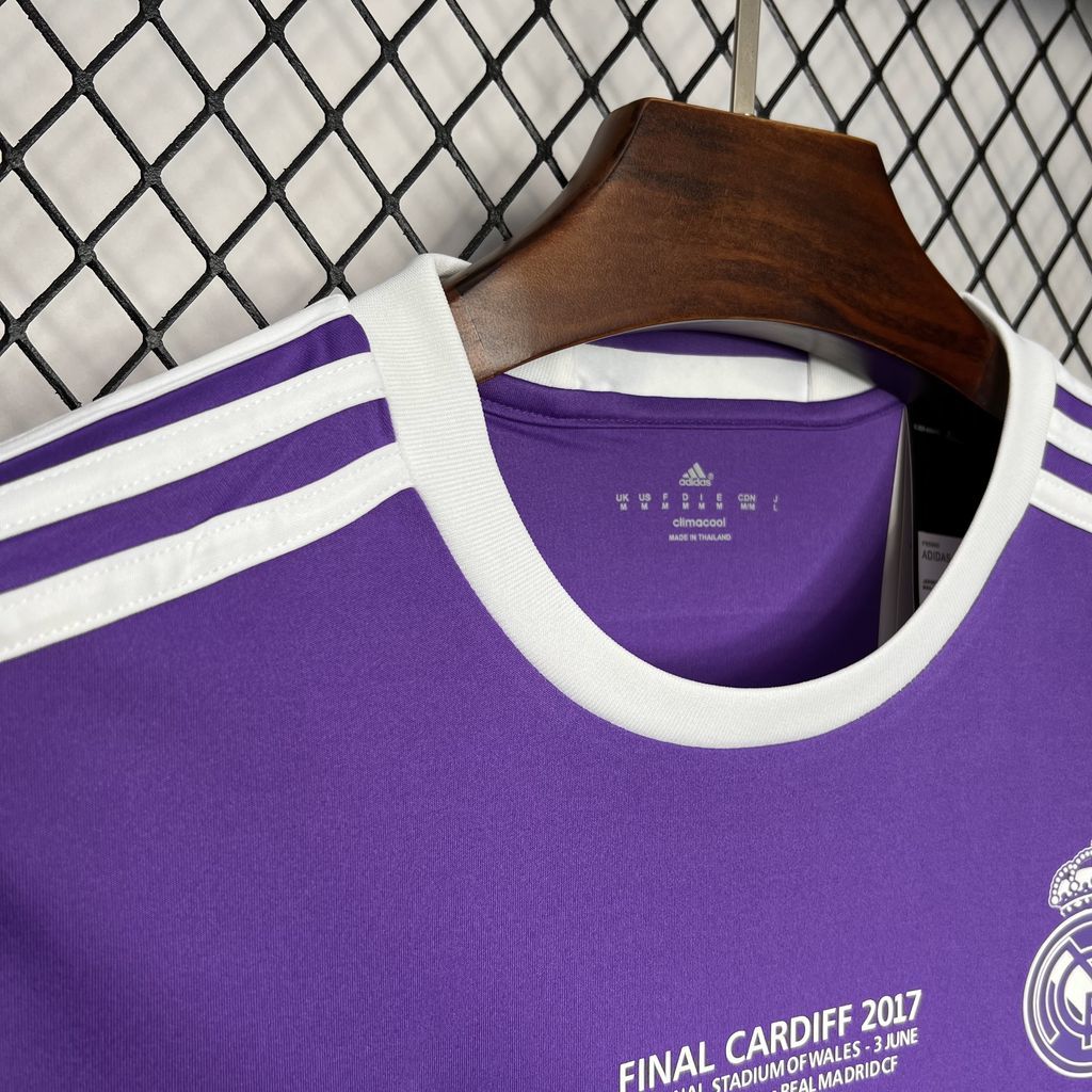 MAILLOT REAL MADRID EXTERIEUR 2017