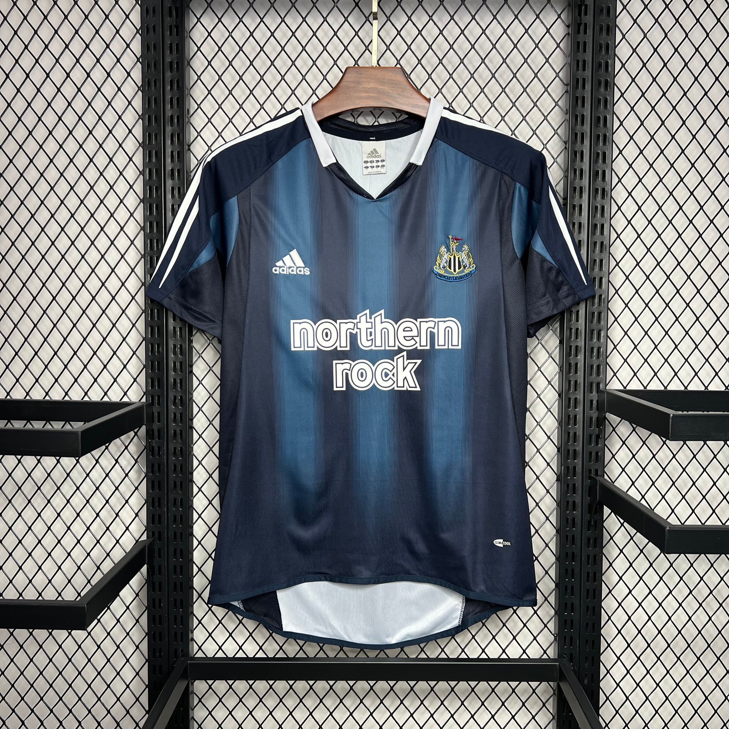 MAILLOT NEWCASTLE EXTERIEUR 2005